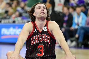 完全失常！吉迪出战27分钟13中4仅得9分3助攻 三分8中1