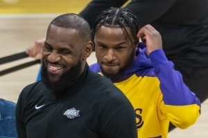 NBA扩军模拟选秀:詹姆斯父子赌城重聚!锡安&克莱加盟西雅图