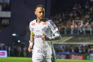 预测失准！内马尔此前预测巴萨3-1战胜纽卡，两队上半场战成3-2