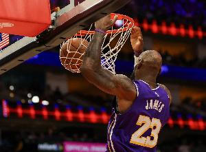 詹姆斯：打完上一场比赛后我很累 其实今天赛前我的感觉不太好