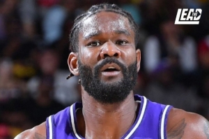 湖媒晒中锋对比：艾顿16分4板3帽 卡佩拉全部数据为零&仅打3分钟