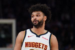 难救主！贾马尔·穆雷13中6拿到19分8板12助 罚球5中5