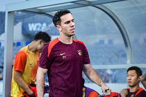 北青：塞尔吉尼奥伤情有待评估，国足已确认补招李镇全