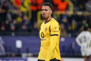 多特官方：恩梅查韧带受伤将缺席数周，退出本期德国队