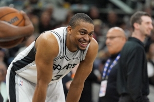 预测平台：凯尔登是最佳第六人最大热门 哈克斯/谢泼德紧随其后