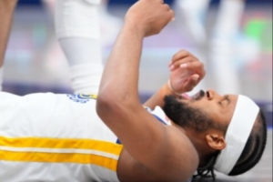 穆迪倒下：太可惜了