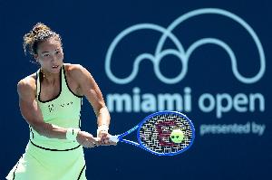 郑钦文：对我而言最重要的还是身体健康，现在手肘比多哈时好很多