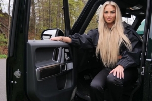 太阳报：“足坛最性感球员”阿丽莎·莱曼面临降级，网上还遭辱骂