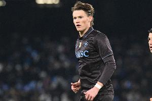 小马拉多纳:麦克托米奈是那不勒斯的“基石”,他的表现至关重要