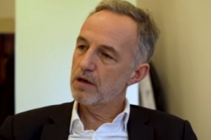 巴黎新市长：支持将王子公园球场卖给巴黎圣日耳曼 希望修复关系