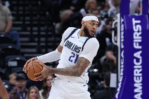 折损大将！加福德因右肩挫伤加时前退赛 8中8贡献20分7板5助