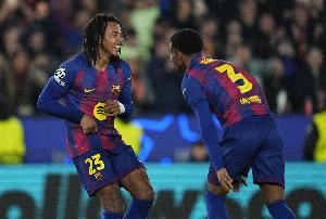 孔德：社交媒体上有人说我抑郁了，但我只是沉浸在自己的世界里