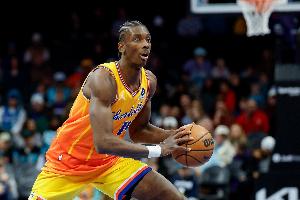 科比·怀特：迪亚巴特是非常无私的内线 他所做的一切不该被忽视